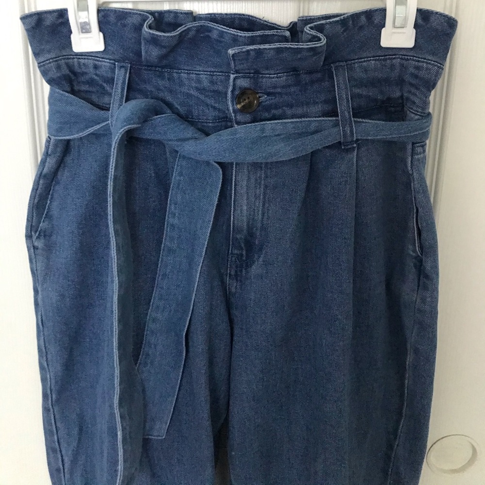 WhoWhatWear High Rise Paperbag Mom Jeans